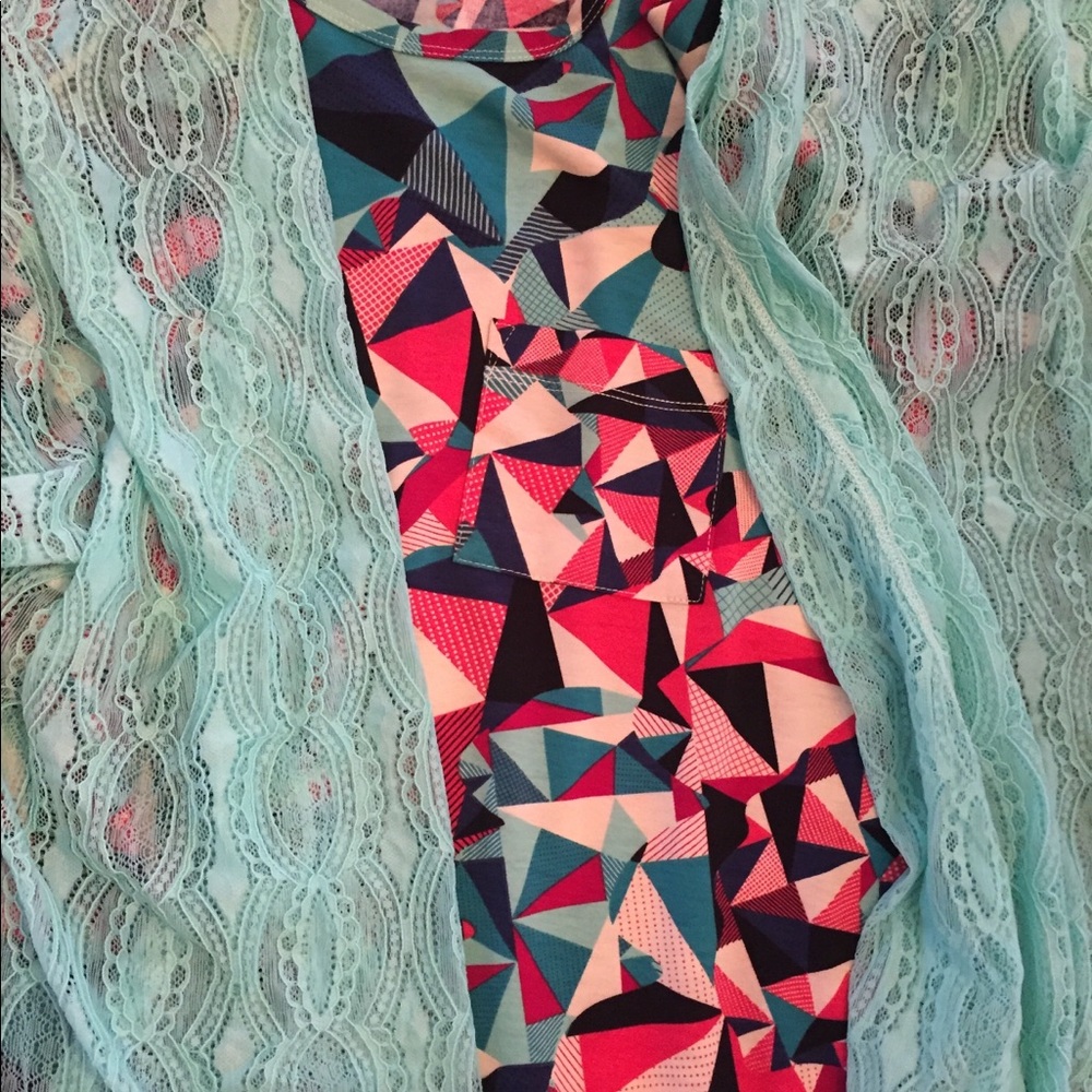 Gently Used Lularoe Carly